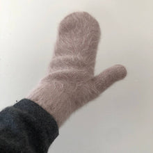 Load image into Gallery viewer, Fluffy Angora Mittens
